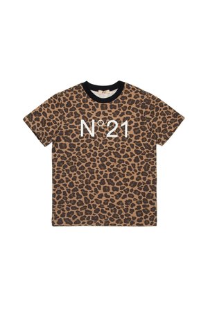 Leopardenmuster T-Shirt in Braun mit schwarzen Akzenten. Mit großem weißen Text „N°21“ auf der Vorderseite. Kurze Ärmel und klassischer Rundhalsausschnitt.