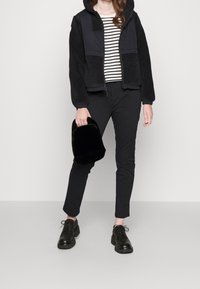 Napapijri Broek - black