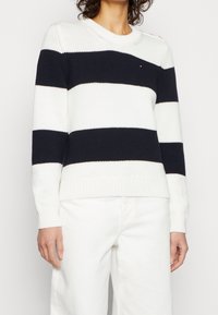Tommy Hilfiger Sweter