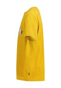 Camiseta amarilla de manga corta hecha de algodón. Presenta un cuello redondo y un diseño impreso con elementos de dibujos animados en la parte frontal.