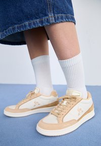 NOAH 2 - Sneakers - tofu/frosted almond