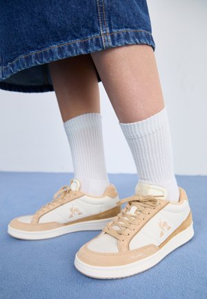 NOAH 2 - Sporta apavi - tofu/frosted almond