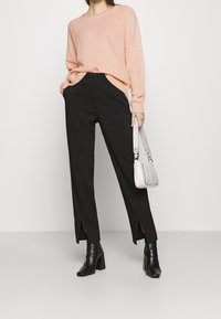 Vero Moda Stickad tröja - light pink