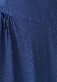 Unausgewählt, steel blue