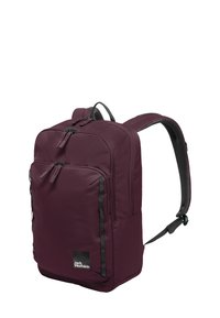 Zaino bordeaux con due tasche frontali con zip e un ampio scomparto principale. Presenta spallacci imbottiti e una toppa con logo nella parte inferiore.