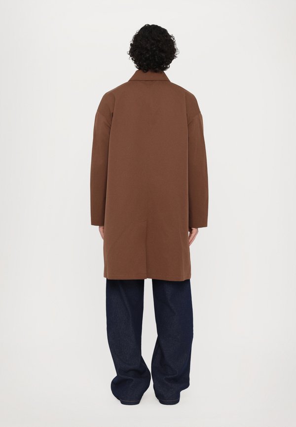 BROCK COAT - Trenchcoat - potting soil3