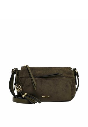 Lille mørkegrøn ruskind crossbody taske med front lynlåslomme, kvast detalje, justerbar rem og guldt logo plade foran i midten.