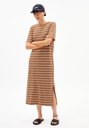 XELINAA FINE STRIPE - Jerseykleid - pale umber undyed