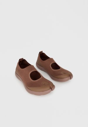 Tabi Footwear UNISEX - Baskets basses - chocolate