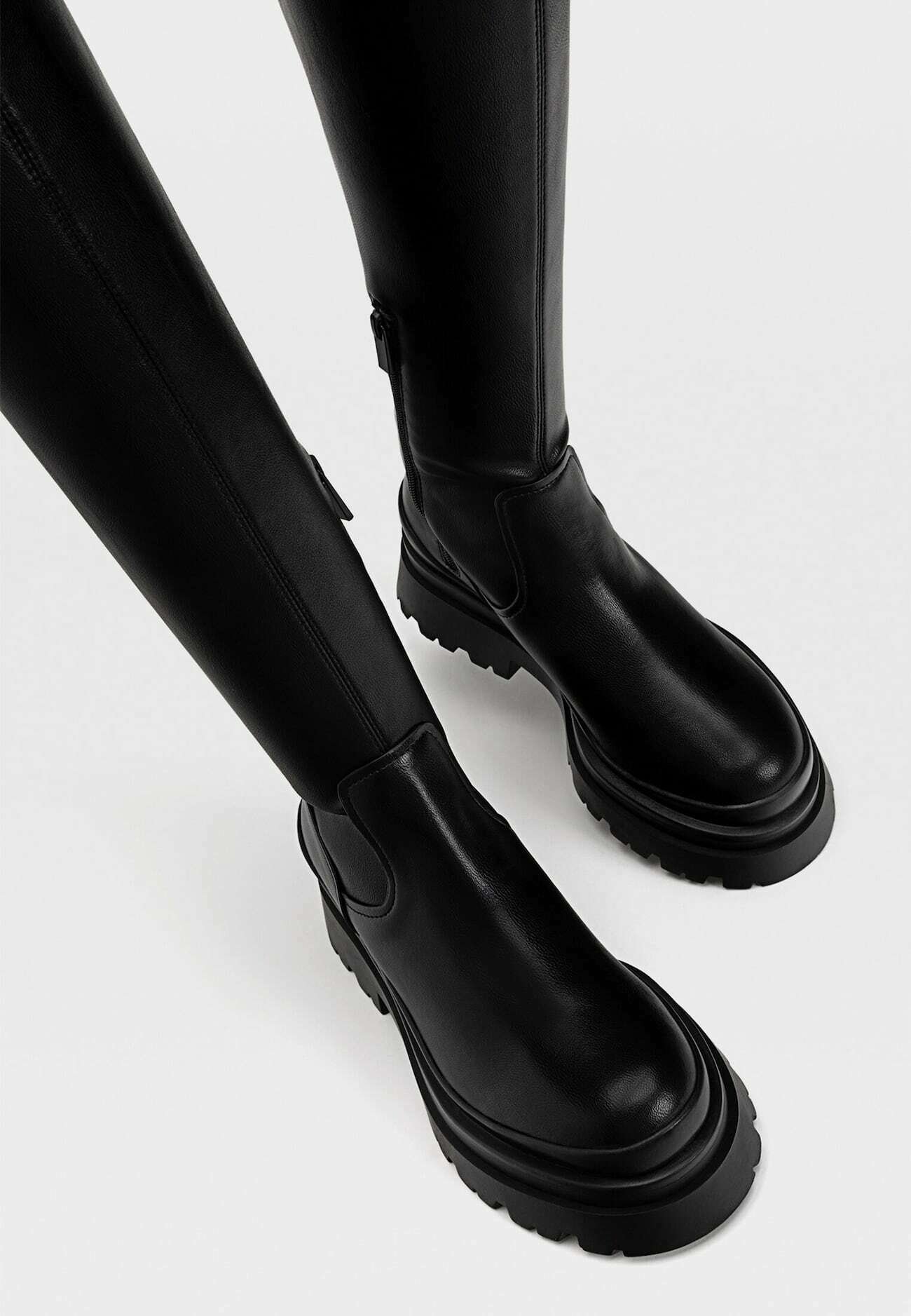 Stradivarius FLACHE MIT PROFIL - Over-the-knee boots - black - Zalando.de