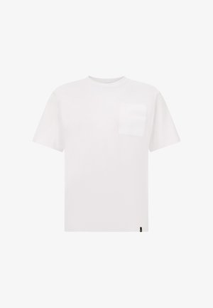 Bílá bavlněná tričko s kulatým výstřihem, krátkými rukávy a kapsou na levé hrudi. Na spodní straně má malou štítek s logem.