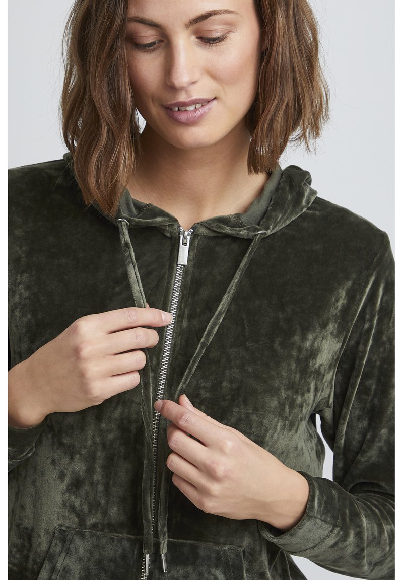 Damen Leichte Jacken | b.young BYSTILLA SET Trainingsanzug rosin/hellgrau - LL85299 Damen Leichte Jacken | b.young BYSTILLA SET Trainingsanzug rosin/hellgrau - LL85299