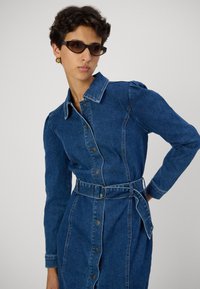 Object OBJCAROL DRESS - Dongerikjole - medium blue denim