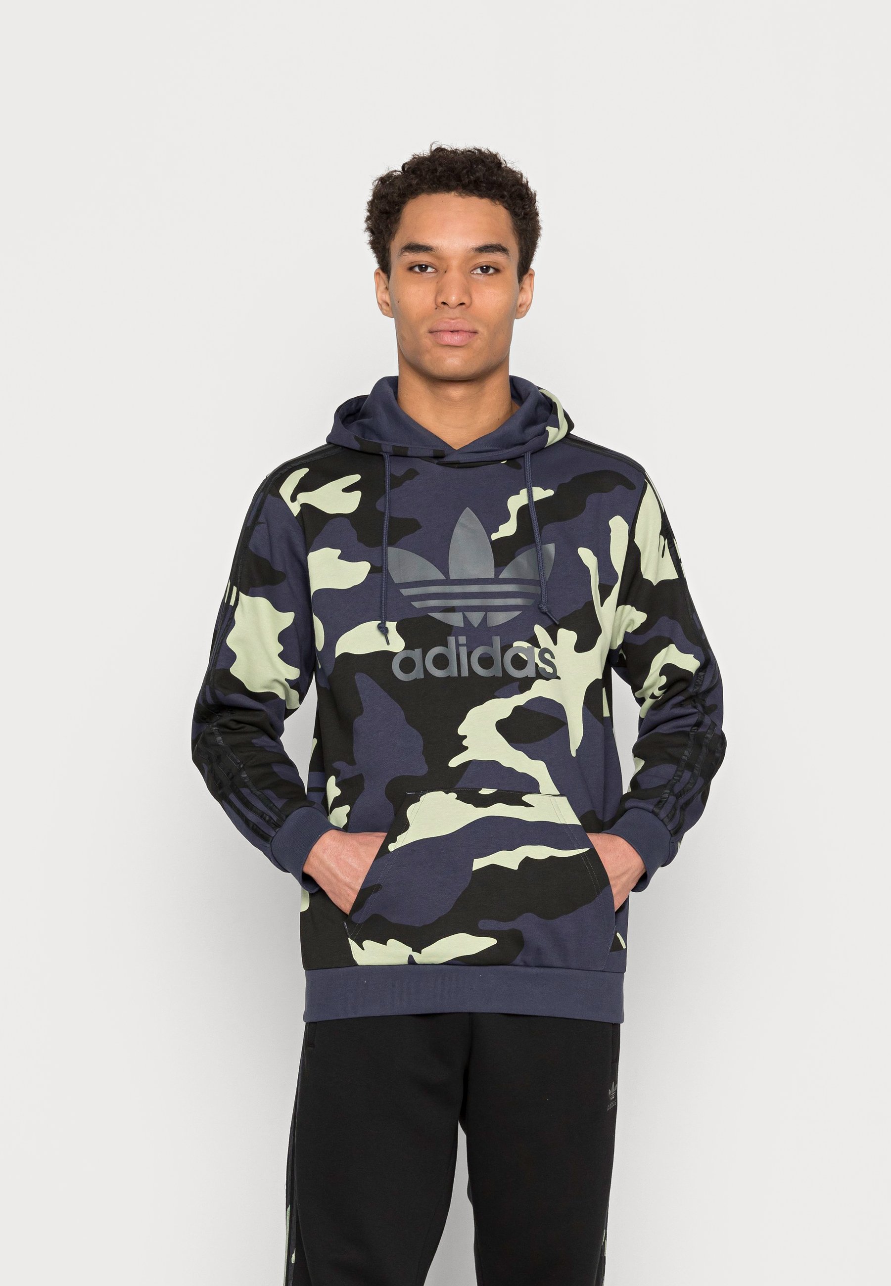 camo hooded sweatshirt