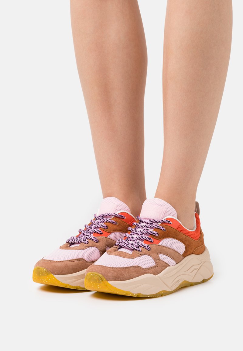 Scotch & Soda CELEST Sneakers basse pink/multicolor/rosa Zalando.it Scotch & Soda CELEST Sneakers basse pink/multicolor/rosa Zalando.it