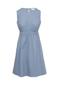 Helles blaues ärmelloses Kleid mit rundem Ausschnitt, elastischem Bund und Schlüsselloch-Detail im Rücken. Glatte Textur und lockere Passform.