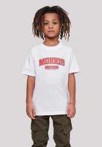 White cotton t-shirt with red "MORRIS MOTORS" text, short sleeves, and a crew neck. Worn with olive green cargo pants.