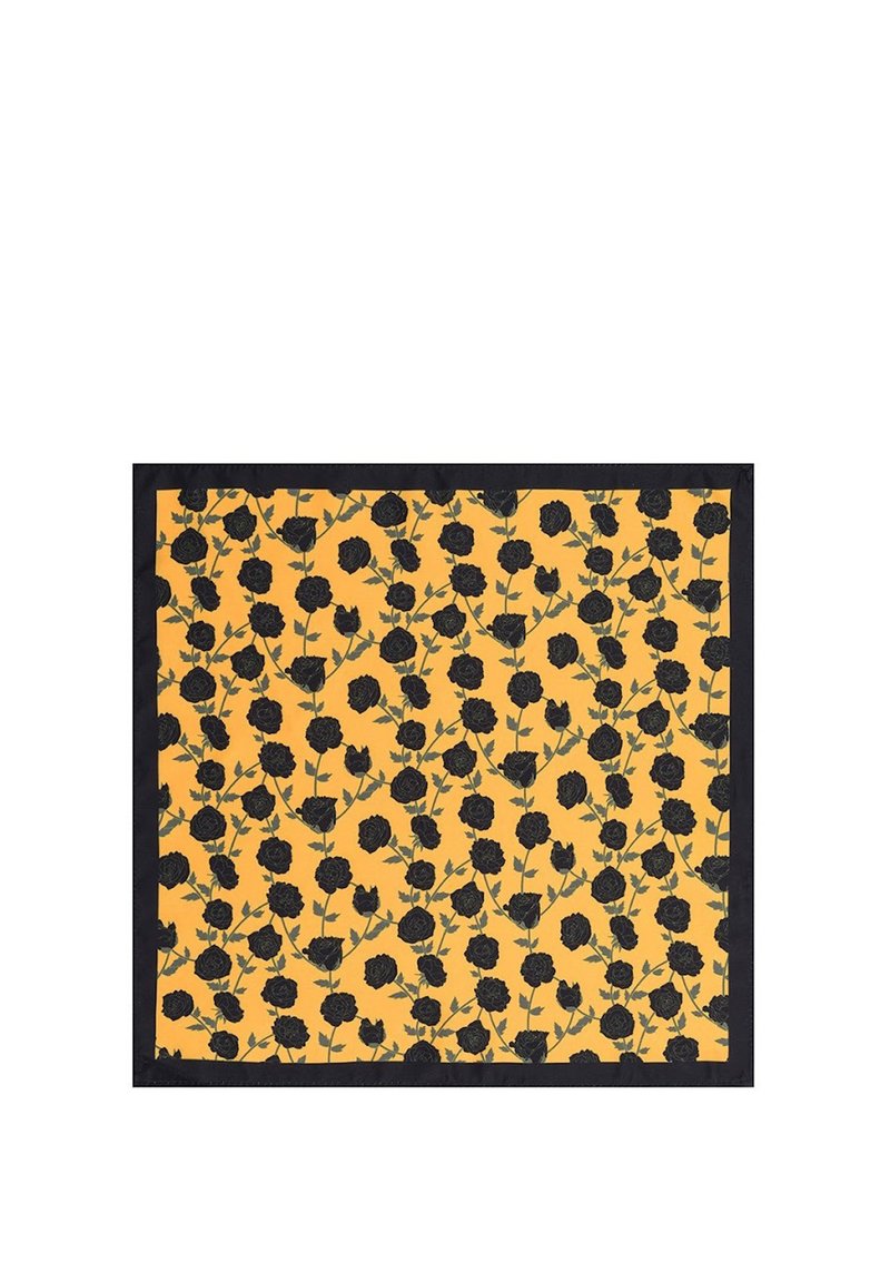 Wzór czarnych róż na żółtym tle, otoczony czarną ramką. Materiał wydaje się gładki, z szczegółowymi akcentami kwiatowymi w całej kompozycji.