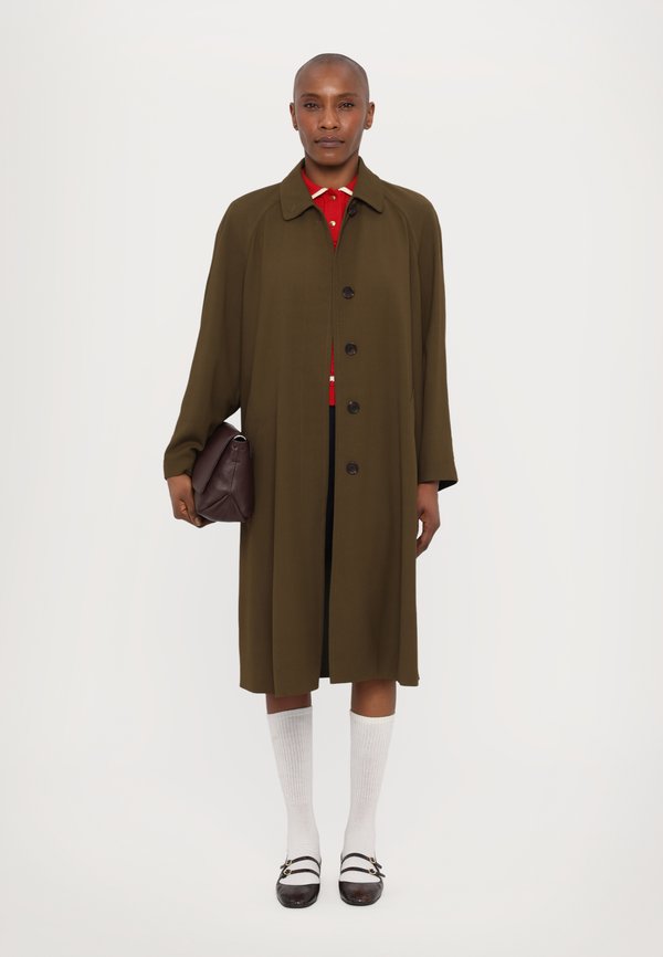 Classic coat - cricket4