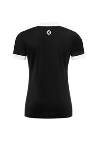 Schwarzes Polohemd mit einem weißen Kragen und Ärmelakzenten, mit einem Logo auf dem oberen Rücken. Glatte Textur, klassischer Schnitt, kurze Ärmel.