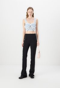 Elisabetta Franchi Topp - sky blue/avorio