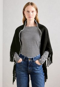 Valittu, black