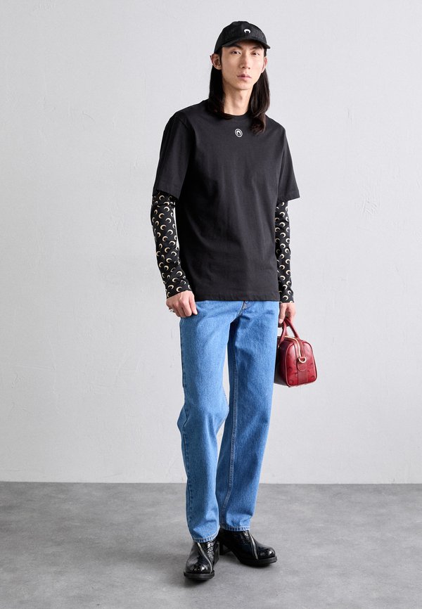 MOON AIRBRUSHED STRIKE UNISEX - Handbag2