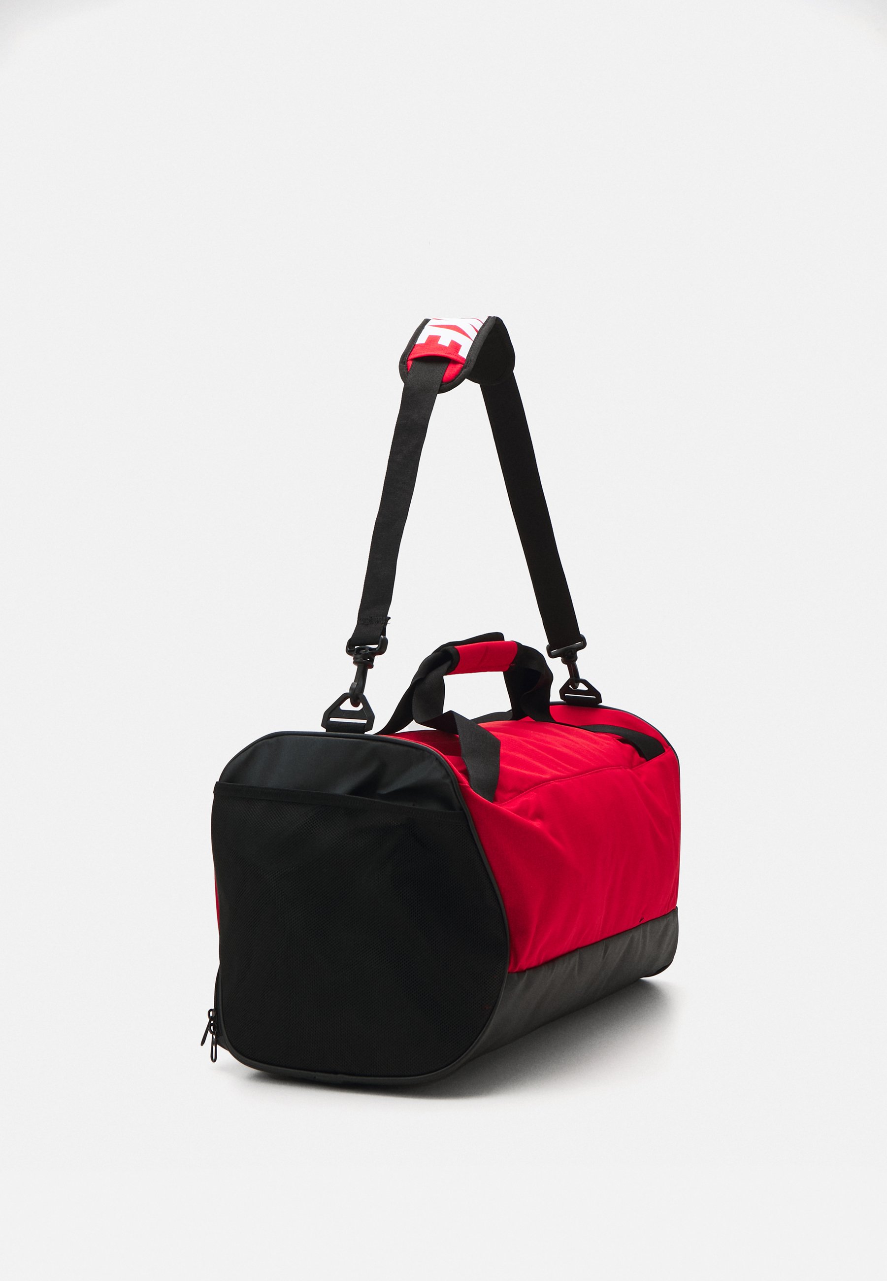 red and black nike duffle bag