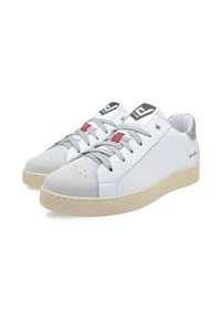 White sneakers with a smooth leather upper, grey suede toe cap, grey laces, and textured heel accent. Rubber sole with beige tread.