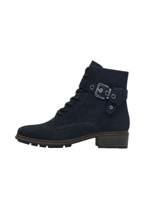 Bottines noires en suédine avec un laçage à l'avant, accent de boucle latérale et semelle texturée. Talon épais pour plus de stabilité.