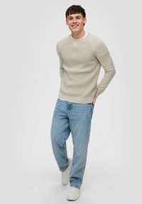 QS MIT RAGLANÄRMELN - Strickpullover - beige
