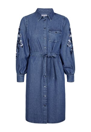 Blauwe denim jurk met lange mouwen, knopen aan de voorkant, tailleband, borstzak en bloemrijke borduurwerk op de mouwen.