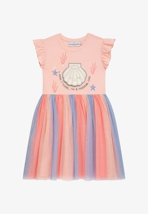 Kurzärmeliges Kleid mit pinkfarbenem Oberteil und einem mehrlagigen Tüllrock in Pink und Blau, mit Muschel-Design und maritimen Akzenten.