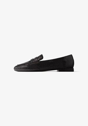L37, QUIET WINTER MORNING - Chaussons - black
