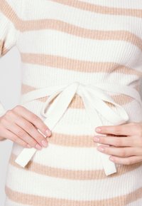 Anna Field MAMA Pullover - off-white