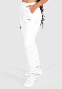 Smilodox CASSANDRA - Trainingsbroek - creme