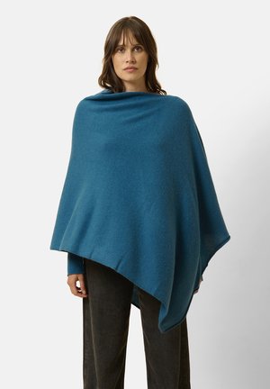 Cape - peacock
