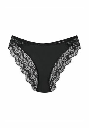 Czarne majtki z koronkowym wykończeniem, charakteryzujące się falbánkowymi brzegami, gładkim materiałem oraz misternym koronkowym detalem po bokach, tworzącym delikatny wzór.