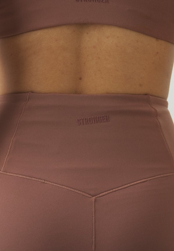 SOFT - Tracksuit bottoms - nutmeg2