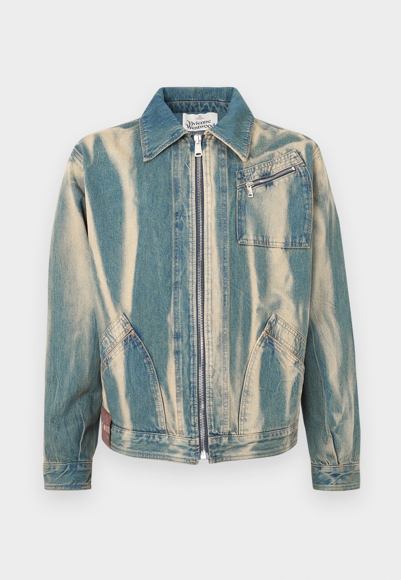 Giacca di jeans con un motivo a righe blu e beige, chiusura frontale con zipper, colletto a punta e taschino sul petto con chiusura a zip.