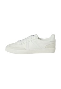 Weiße Leder-Sneaker mit einer strukturierten Gummisohle, runder Zehenform und flachen Schnürsenkeln. Verfügt über gestickte Akzente und minimales Branding auf der Zunge.