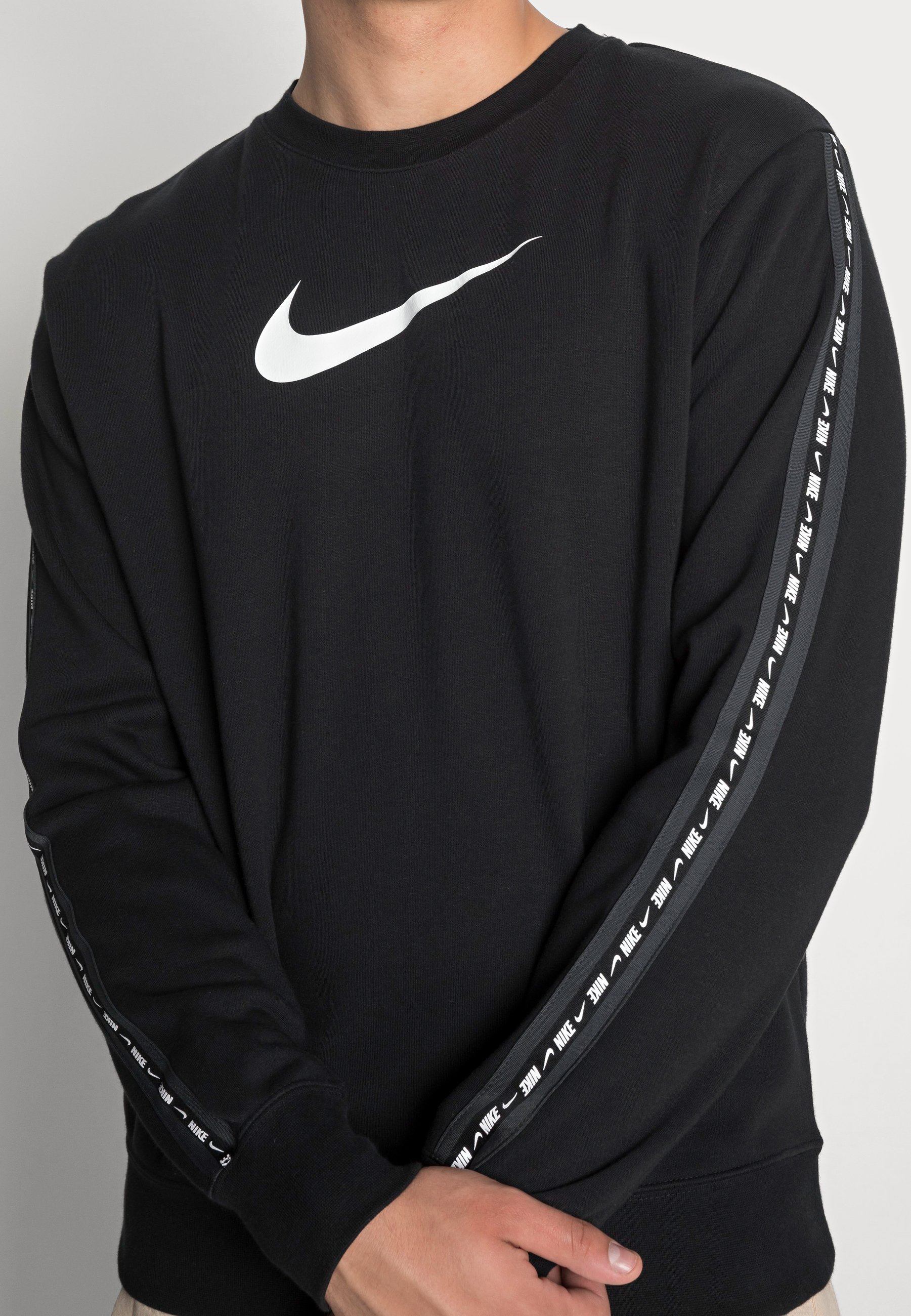 yhlqmdlg merch hoodie