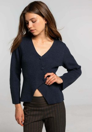 CON BOTONES FORRADOS - Gilet - azul