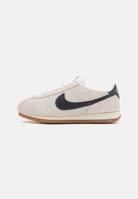 Nike Sportswear CORTEZ VINTAGE SUEDE - Sneakers - summit white/black/muslin/med brown