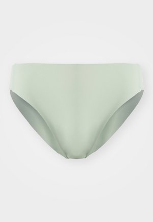 En mintgrønn bikini-bunn vist på en hvit bakgrunn, med en glatt tekstur og enkelt design, egnet for badetøy.