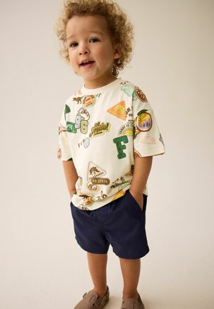 Next SHORT SLEEVE VARSITY  REGULAR FIT - T-Shirt print - ecru badges