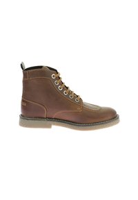 Bottine en cuir marron avec un bout rond, six œillets, coutures contrastantes, semelle texturée et une poignée à l'arrière pour un enfilage facile.