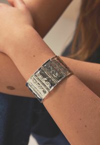 Next PANEL STRETCH - Pulsera - silver tone