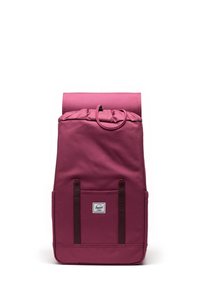 Burgundský batoh s rolovacím designem a stahovací šňůrkou. Obsahuje dvě boční popruhy a malou přední kapsu s logem.