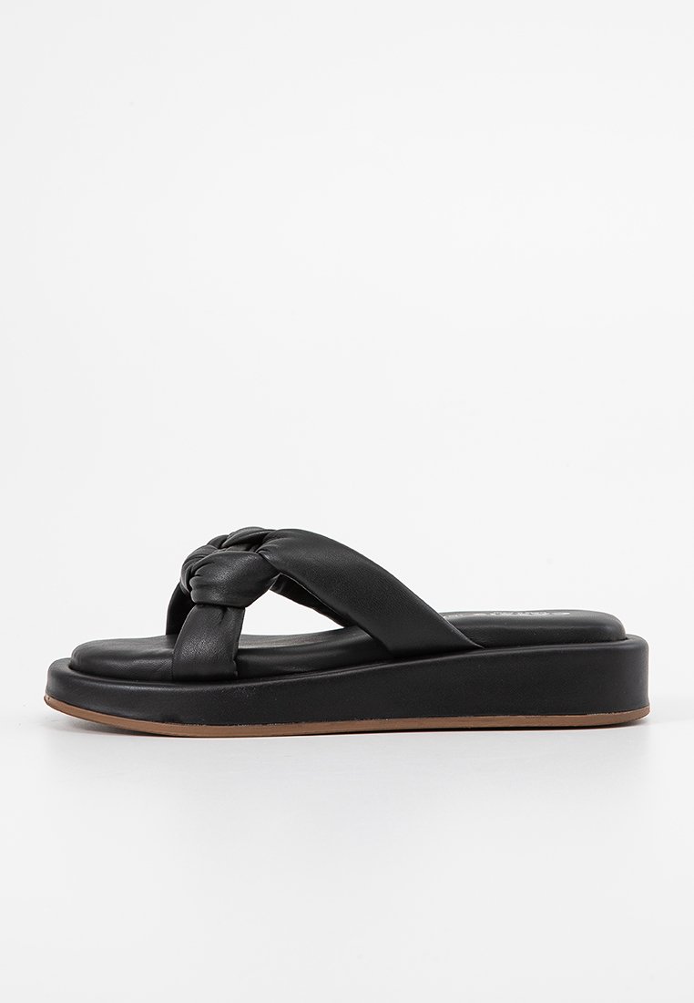 Cassis côte d'azur Mules noir